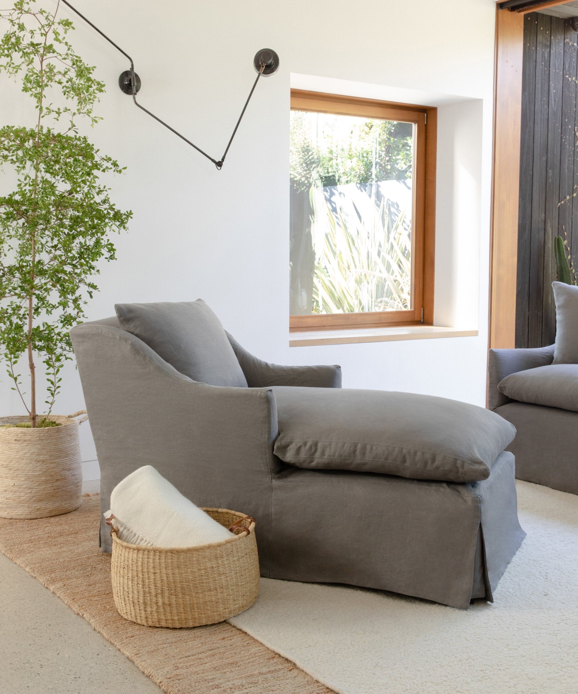 Miramar Chaise