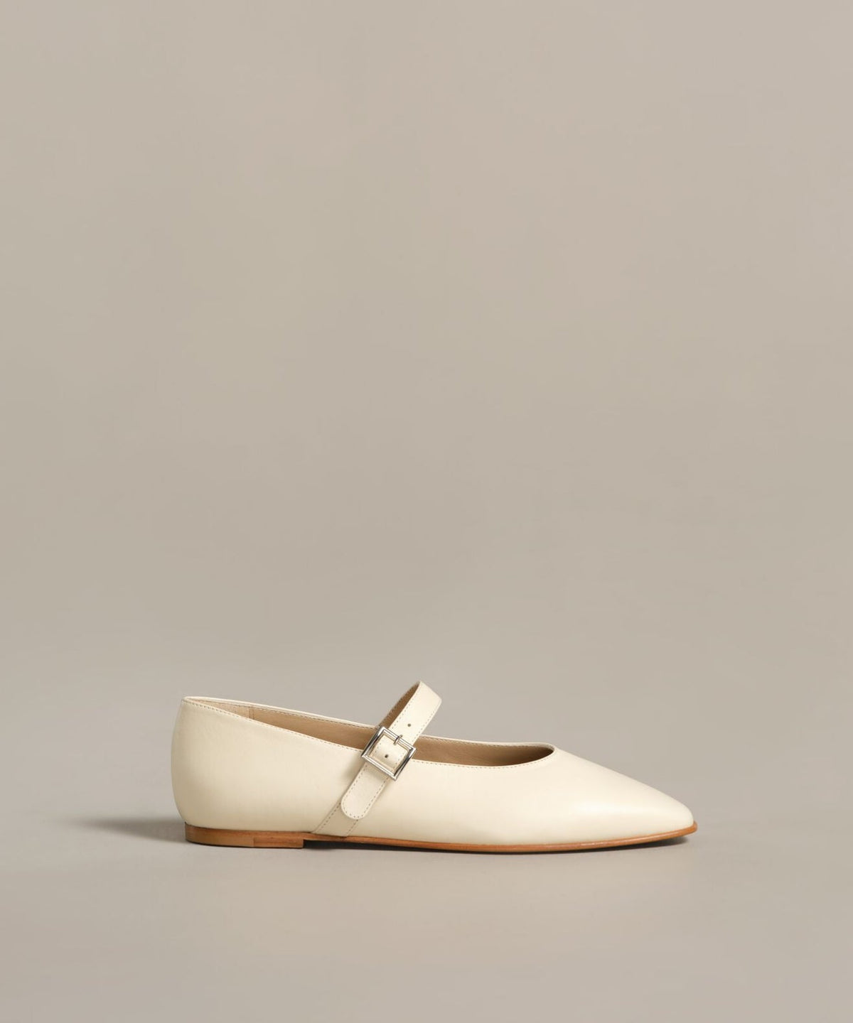 Lana Flat